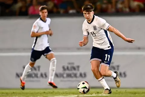 كأس العالم للناشئين.. إنجلترا وإيطاليا وأوغندا يتأهلون إلى دور الـ16